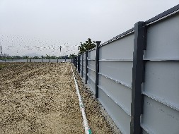 裝配式鋼圍擋價(jià)格多少錢(qián)一平米？【旭東鋼構(gòu)圍擋】